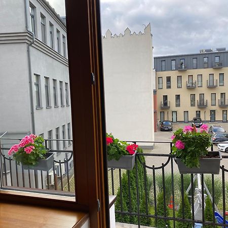 Spacious Old Town Apt, 3 Private Rooms, Sleeps 5-6 كاوناس المظهر الخارجي الصورة