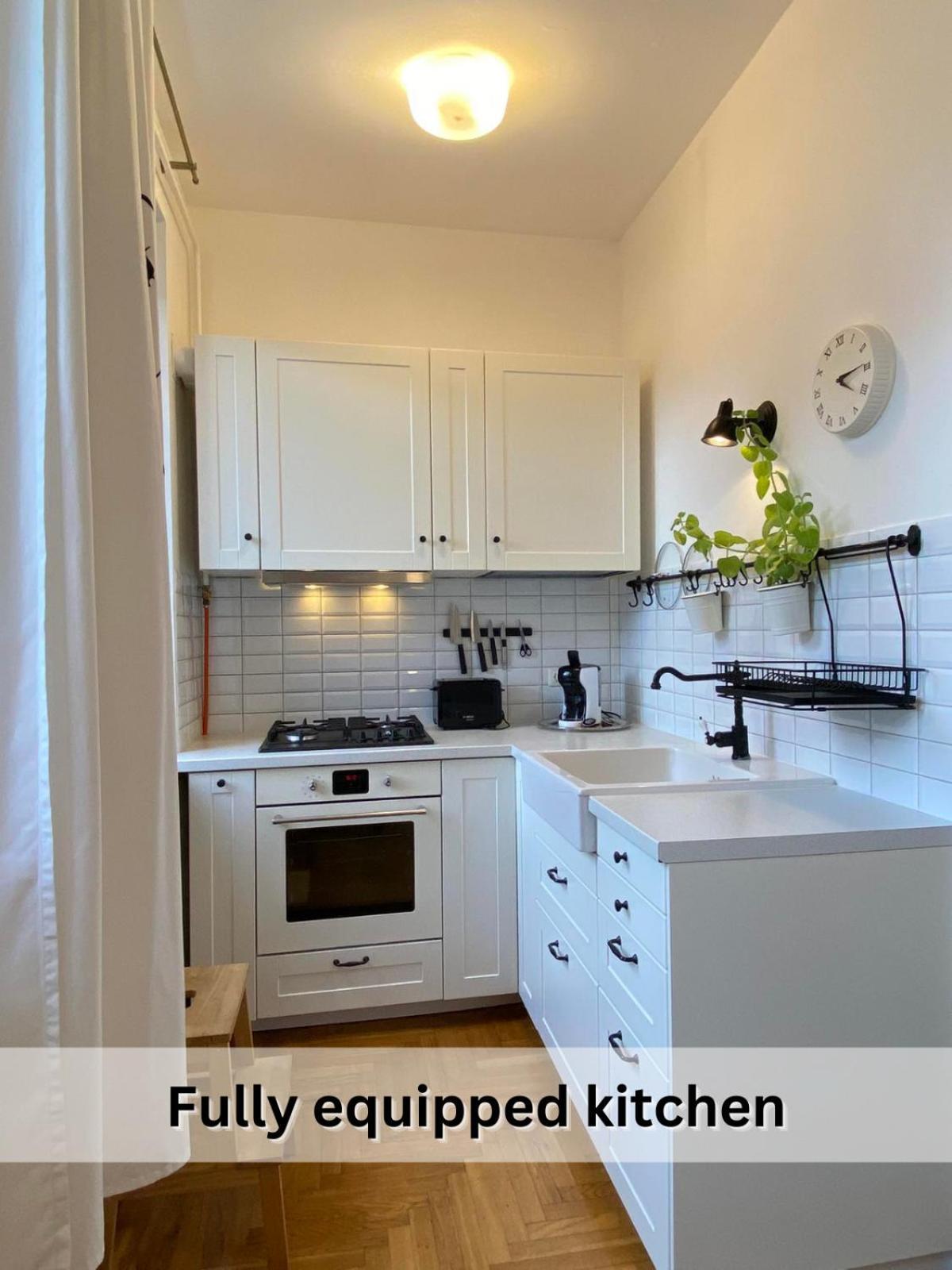 Spacious Old Town Apt, 3 Private Rooms, Sleeps 5-6 كاوناس المظهر الخارجي الصورة